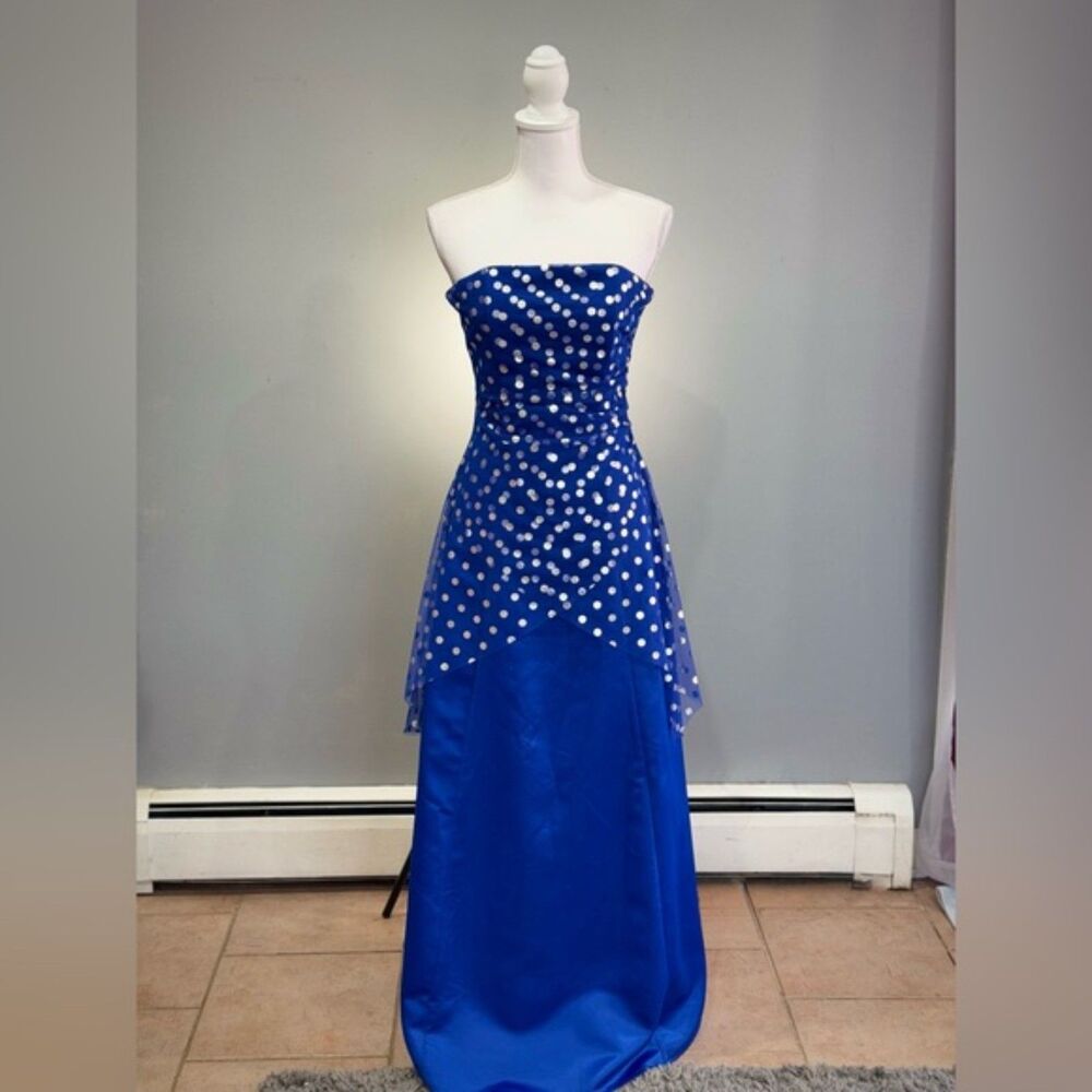 CLEARANCE! Blue Debut Strapless Gown Junior’s 5